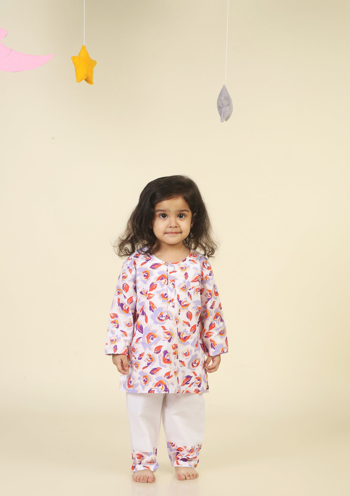 Floral Print White kurta Pajama Set
