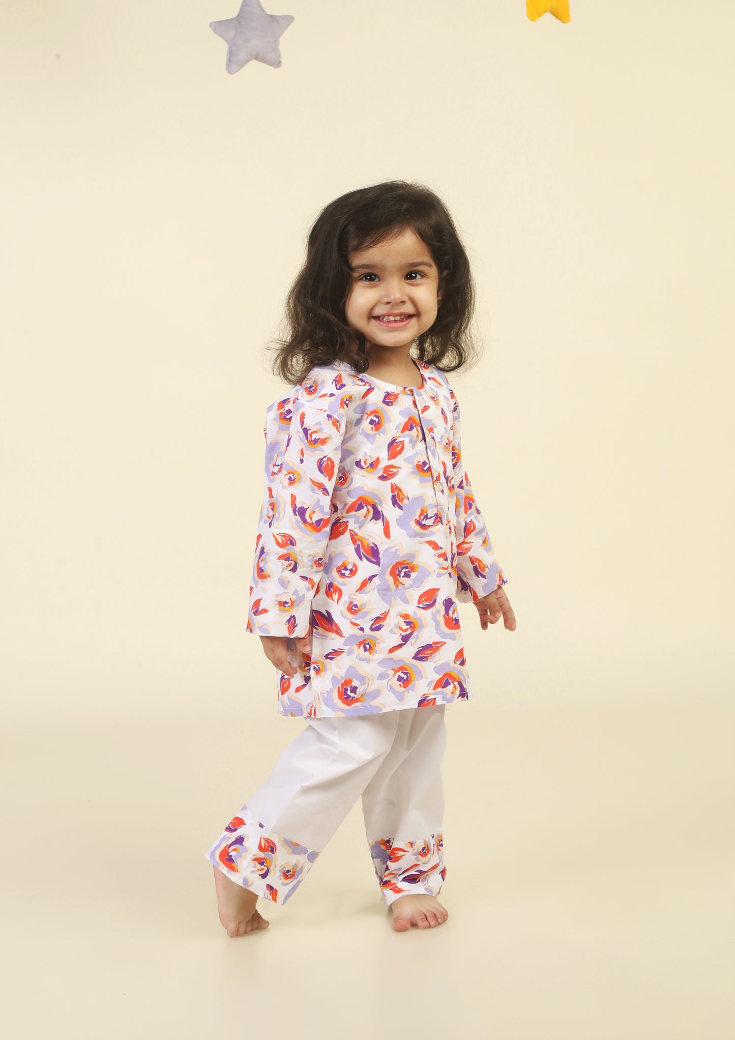 Floral Print White kurta Pajama Set