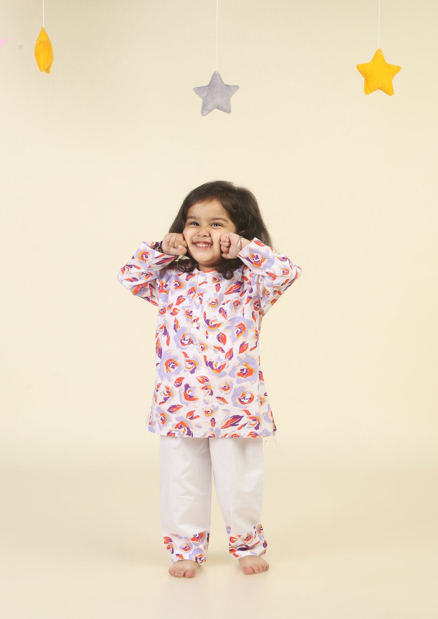 Floral Print White kurta Pajama Set