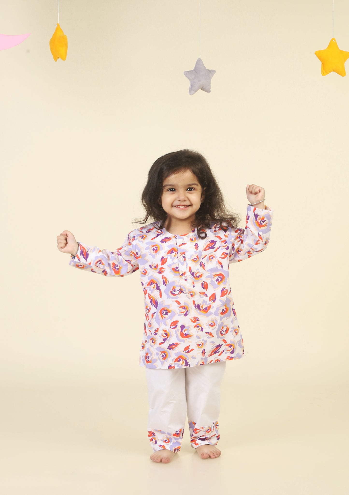 Floral Print White kurta Pajama Set