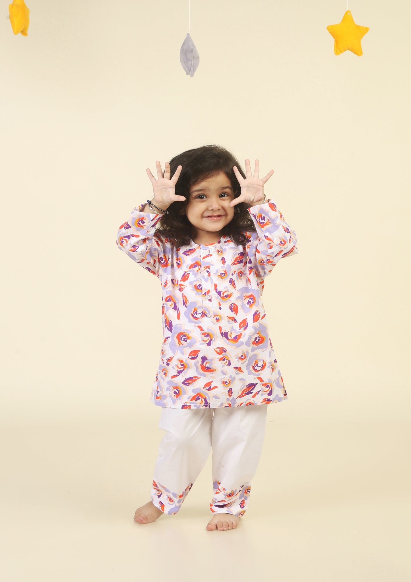 Floral Print White kurta Pajama Set